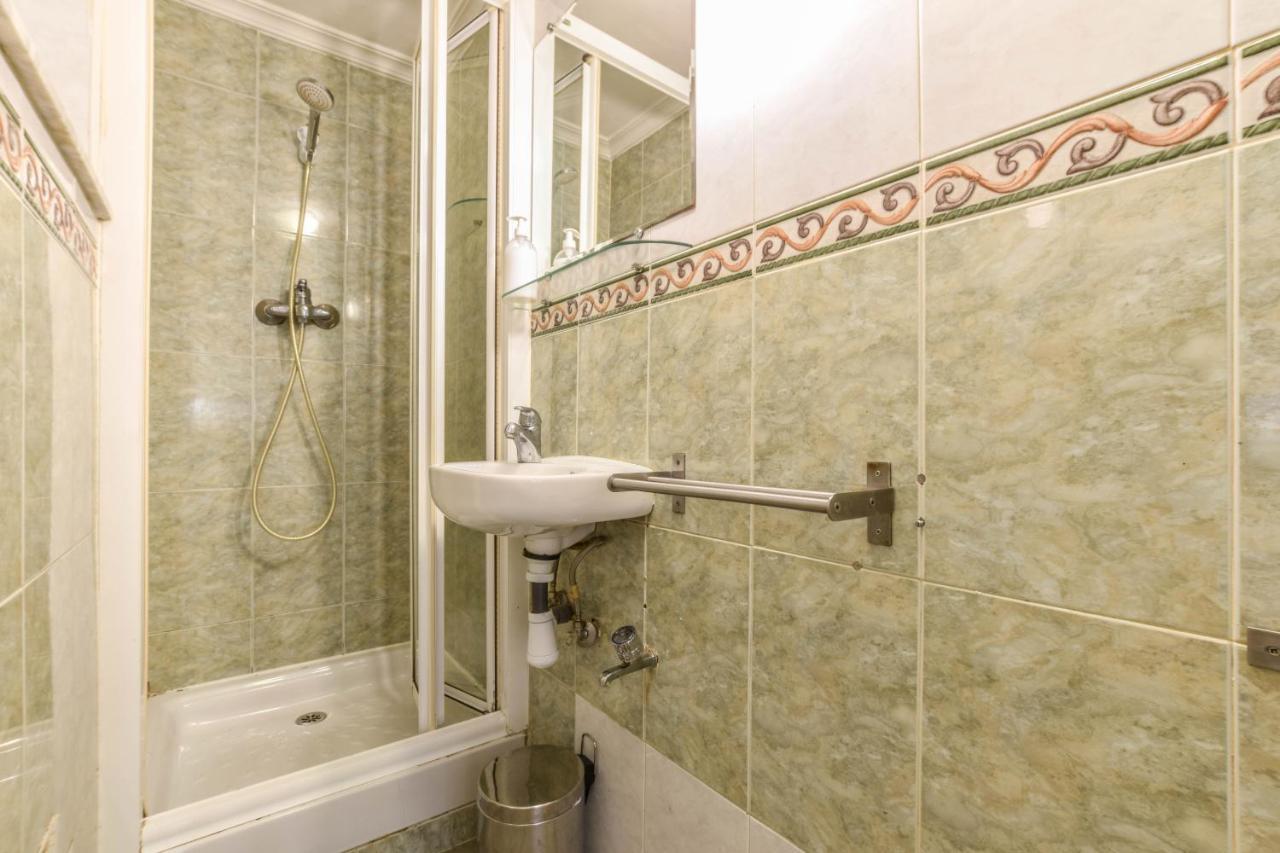 Ferienwohnung Apartamento Plaza De Lavpies Madrid Exterior foto