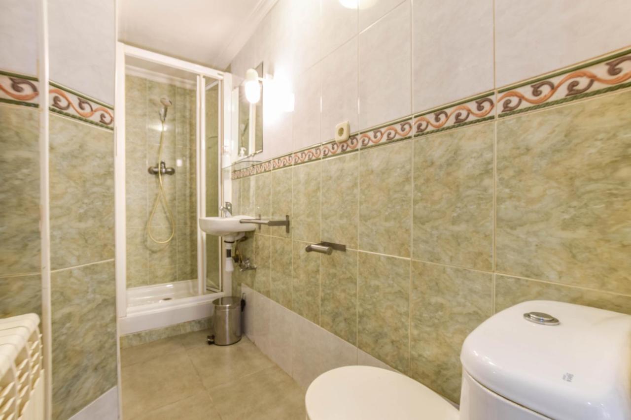 Ferienwohnung Apartamento Plaza De Lavpies Madrid Exterior foto