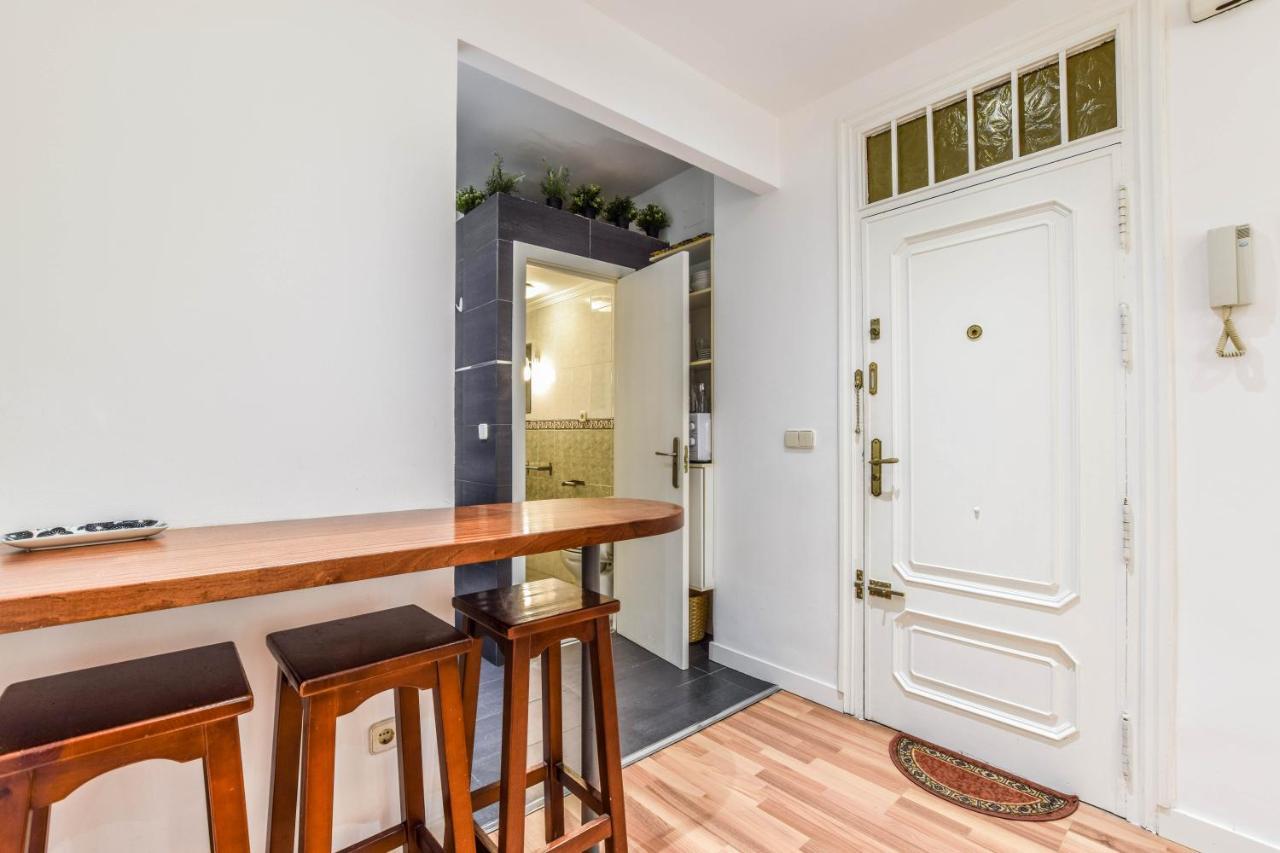 Ferienwohnung Apartamento Plaza De Lavpies Madrid Exterior foto